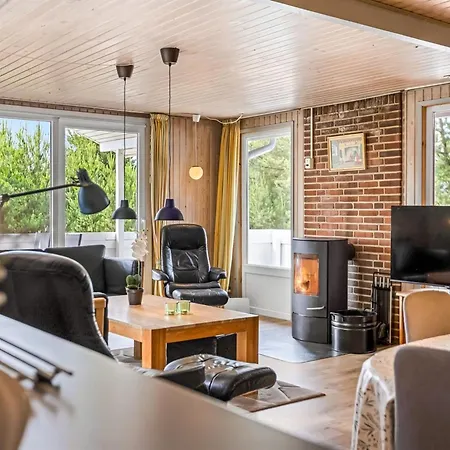 Gabriela - 1km From The Sea By Interhome *
