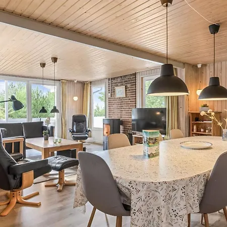 Gabriela - 1km From The Sea By Interhome *